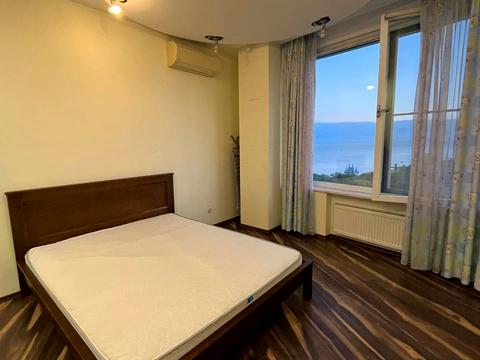 квартира за адресою Літературна вул., 1а