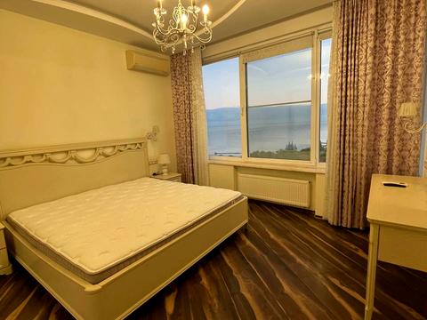 квартира за адресою Літературна вул., 1а