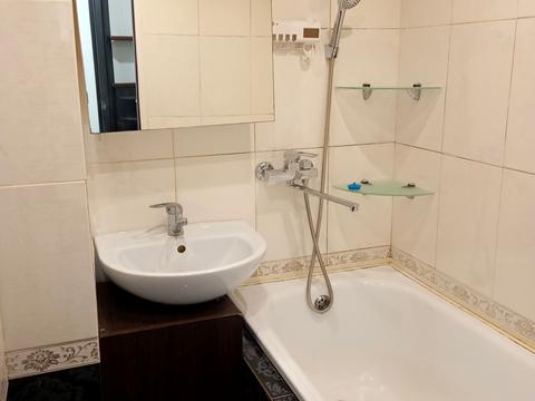 квартира за адресою Будівельників вул., 1