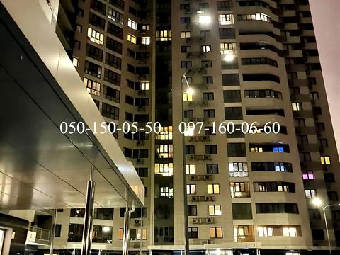 квартира по адресу Патриарха Мстислава Скрипника ул., 40