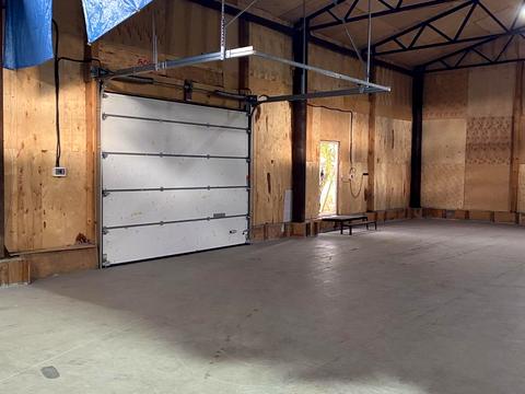 коммерческая по адресу Приозерна, 3