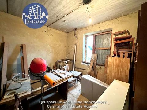 комерційна за адресою Ярослава Мудрого вул. (Моріса Тореза), 31-А