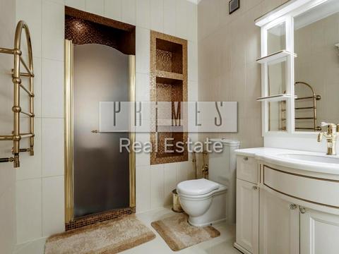 будинок за адресою Локомотивна вул.