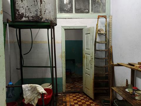 коммерческая по адресу Янгеля, 4