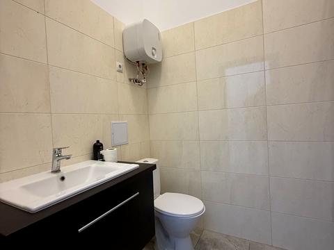 комерційна за адресою Михайла Максимовича вул. (Онуфрія Трутенка), 26-В