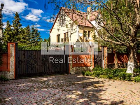 дом по адресу Рибальська