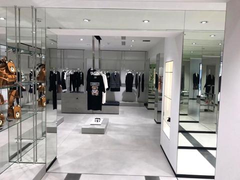 комерційна за адресою Басейна вул., 11