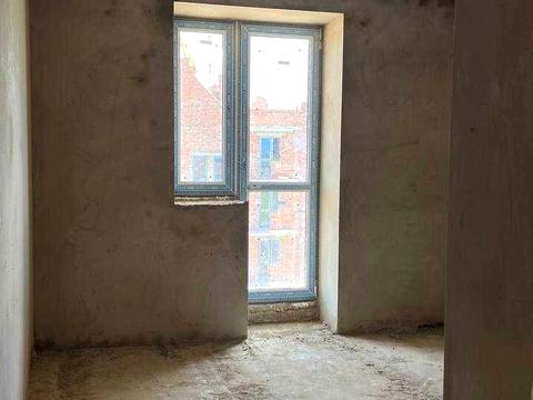 квартира за адресою Березова, 2