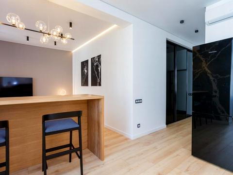 квартира за адресою Андрія Верхогляда вул. (Михайла Драгомирова), 17