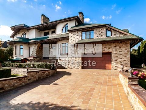 будинок за адресою Центральна вул.