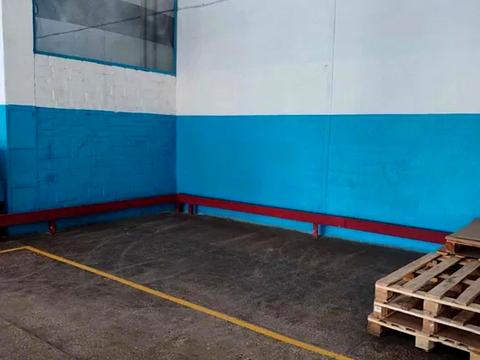 комерційна за адресою Саперно-Слобідська вул., 25