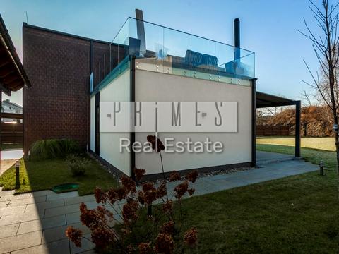 будинок за адресою Столичне шосе