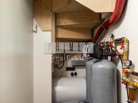 будинок за адресою Київ, Лютнева вул.