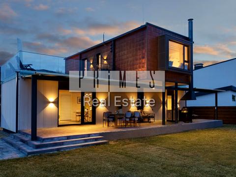 будинок за адресою Київ, Лютнева вул.