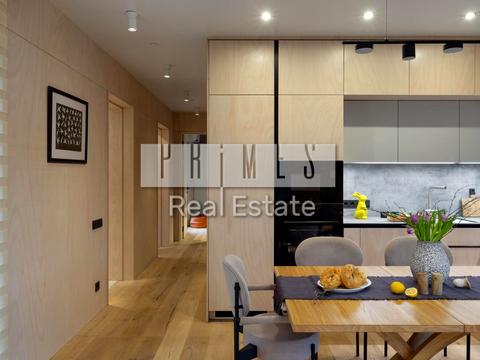 будинок за адресою Київ, Лютнева вул.