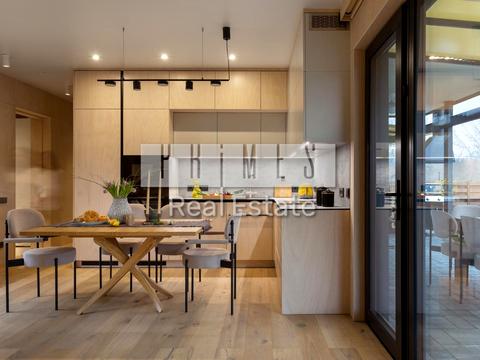 будинок за адресою Київ, Лютнева вул.