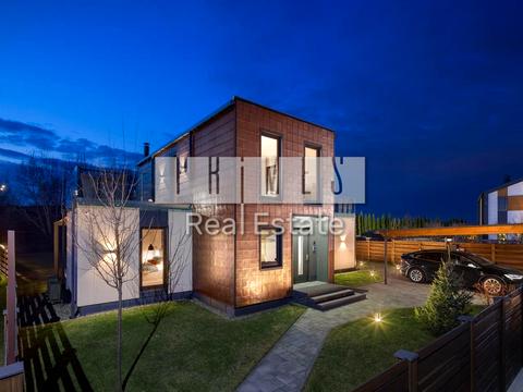 будинок за адресою Київ, Лютнева вул.