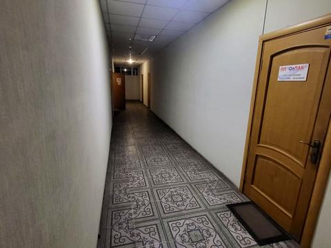 комерційна за адресою Вінстона Черчилля вул. (Червоноткацька), 48