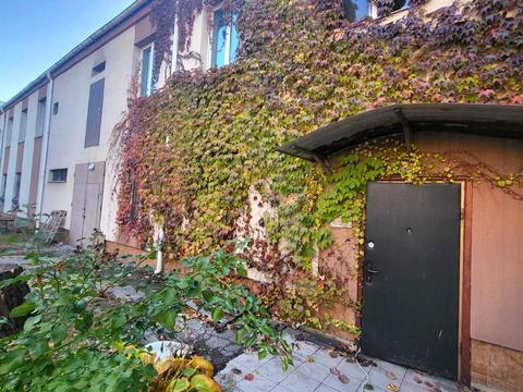 комерційна за адресою Вінстона Черчилля вул. (Червоноткацька), 48