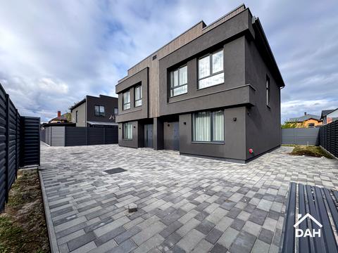 будинок за адресою Дружби бульв.