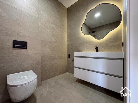 будинок за адресою Дружби бульв.