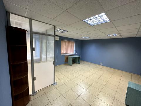 комерційна за адресою Ігорівська вул., 2/6