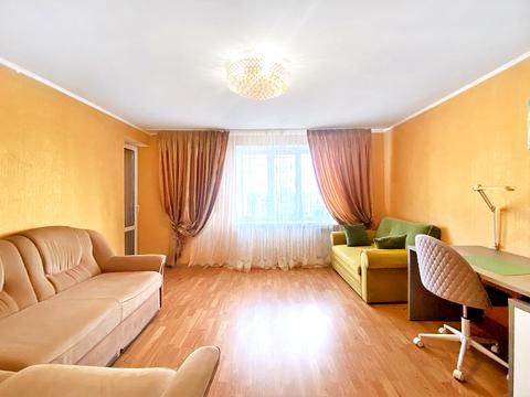 квартира за адресою Василя Макуха вул. (Червонопартизанська), 3