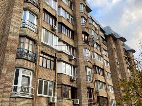 квартира за адресою Олександра Кониського вул., 64-68