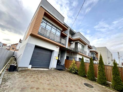 будинок за адресою Дмитра Яворницького вул., 13б