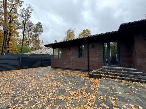 дом по адресу Евгения Коновальца ул.