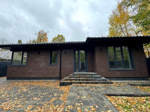 дом по адресу Евгения Коновальца ул.