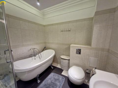 квартира по адресу Львовская ул., 48Б