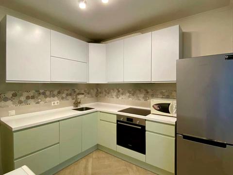 квартира за адресою Софії Русової вул., 7