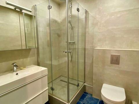 квартира за адресою Софії Русової вул., 7