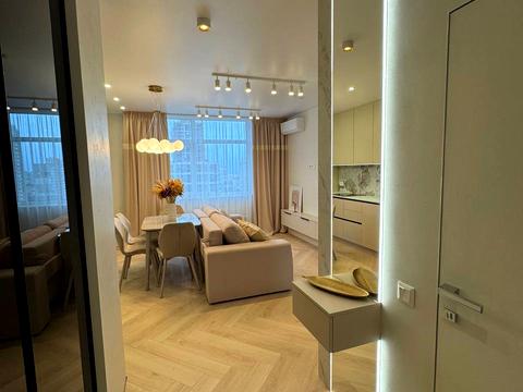 квартира за адресою Олександра Олеся вул., 3