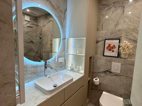 квартира за адресою Олександра Олеся вул., 3