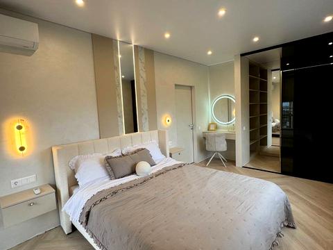 квартира за адресою Олександра Олеся вул., 3