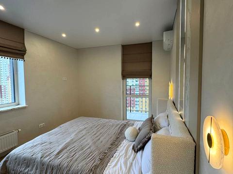 квартира за адресою Олександра Олеся вул., 3