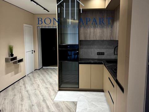 квартира за адресою Молодіжна вул., 10