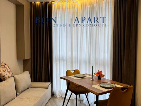 квартира за адресою Молодіжна вул., 10