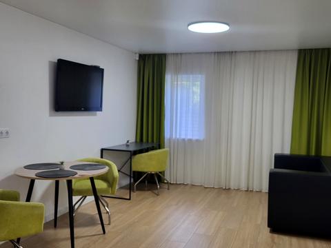 будинок за адресою Космічна, 65