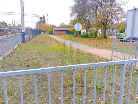 комерційна за адресою Вокзальна вул., 18