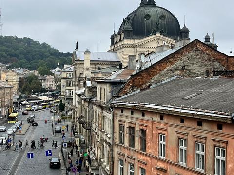коммерческая по адресу Городоцкая ул., 8
