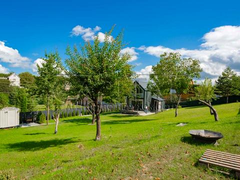 будинок за адресою Лугова вул., 2