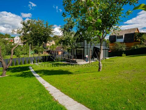 будинок за адресою Лугова вул., 2