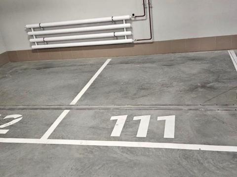 паркоместо по адресу Андрея Верхогляда ул. (Михайла Драгомирова), 17-В