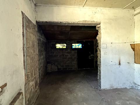 комерційна за адресою Дмитра Янченка вул., 2