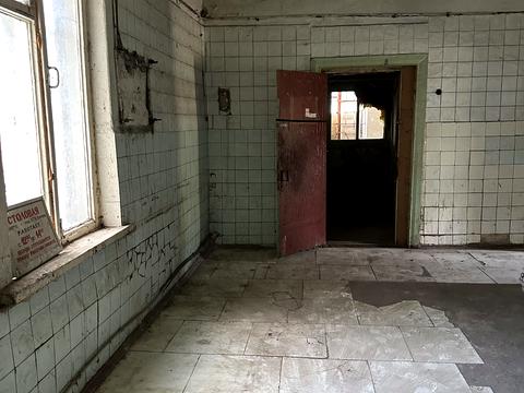 комерційна за адресою Дмитра Янченка вул., 2