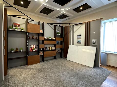 комерційна за адресою Почайнинська вул., 70