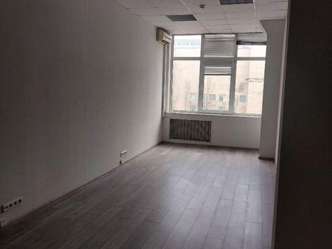 комерційна за адресою Генерала Алмазова вул. (Кутузова), 18/7